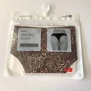 NWT MINISO - sexy seamless thong panty, size Small
